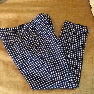Adrianna Papell Navy and White slacks